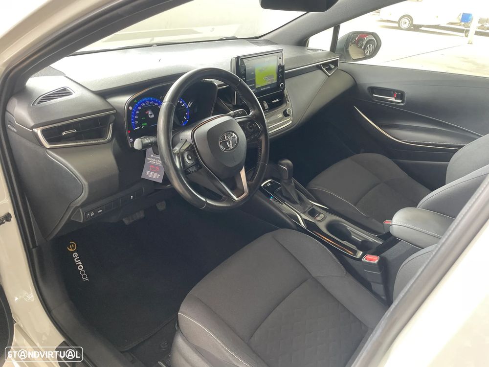 Toyota Corolla 1.8 Hybrid Exclusive - 10