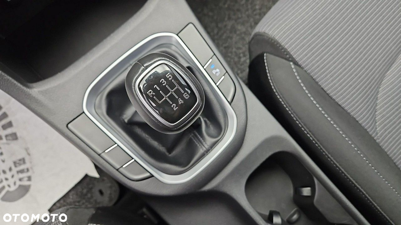 Hyundai i30 1.5 DPI Modern - 18