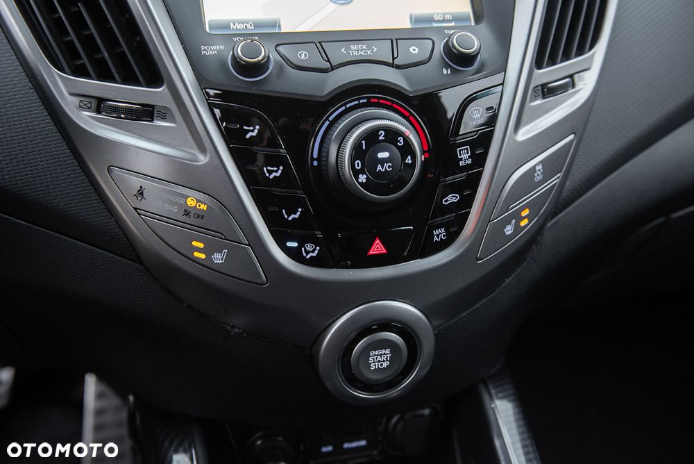 Hyundai Veloster 1.6 DCT Premium - 27