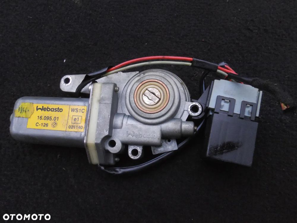 FIAT PUNTO II SILNIK SILNICZEK SZYBERDACHU WEBASTO 1609501 - 1
