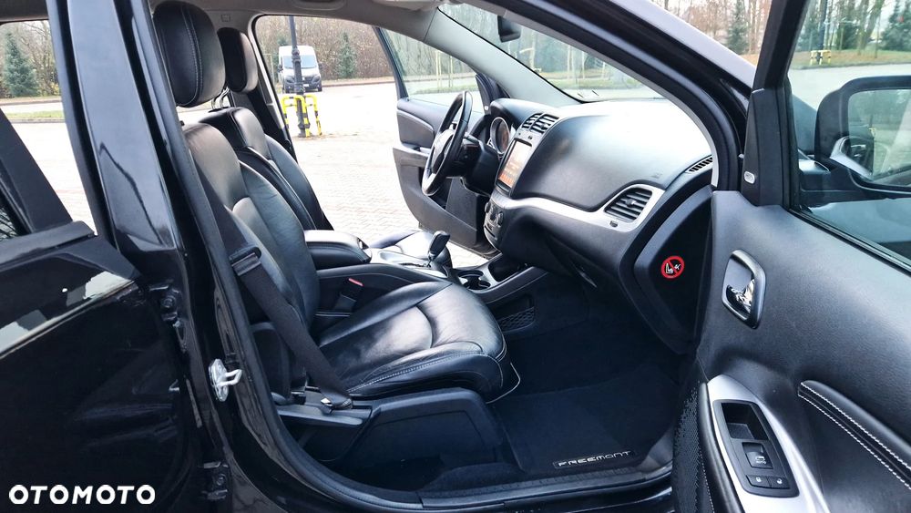 Fiat Freemont 2.0 Multijet Lounge AWD - 23