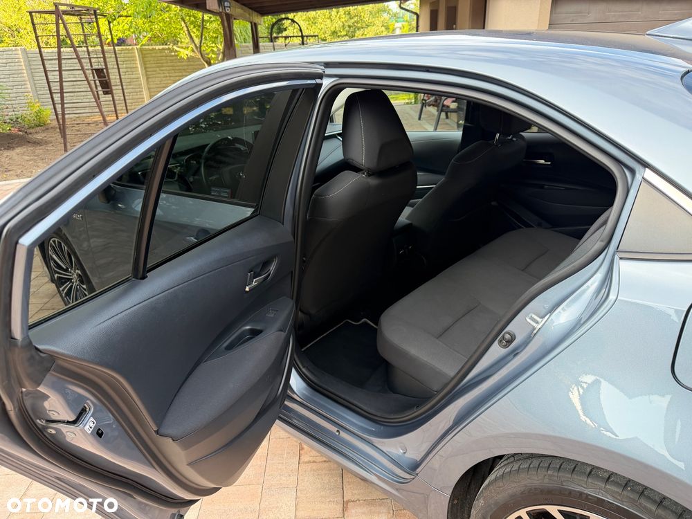 Toyota Corolla 1.8 Hybrid Comfort - 16