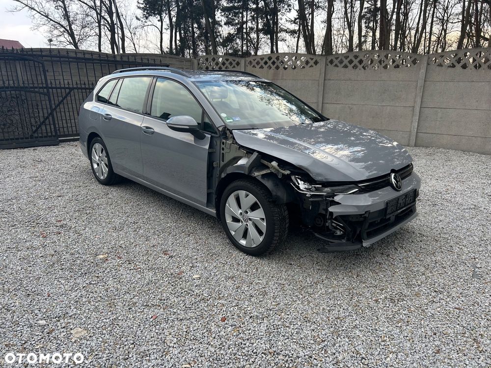 Volkswagen Golf 1.5 eTSI OPF DSG Energy - 6