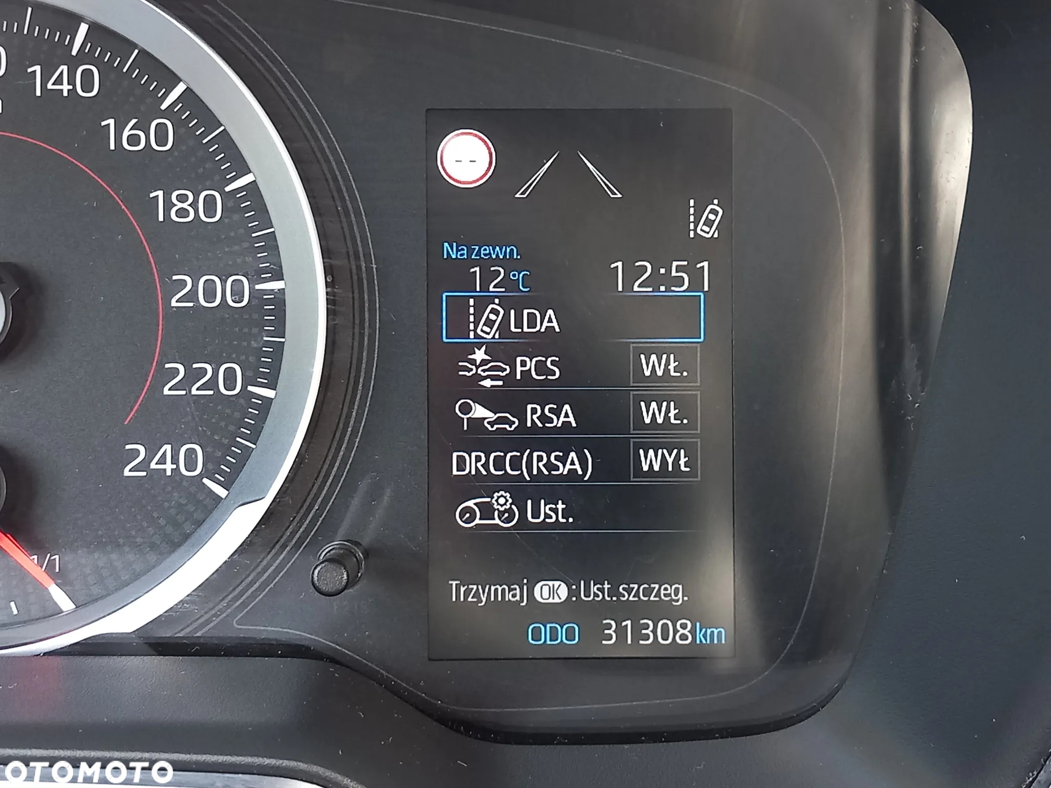 Toyota Corolla 1.5 Comfort - 29