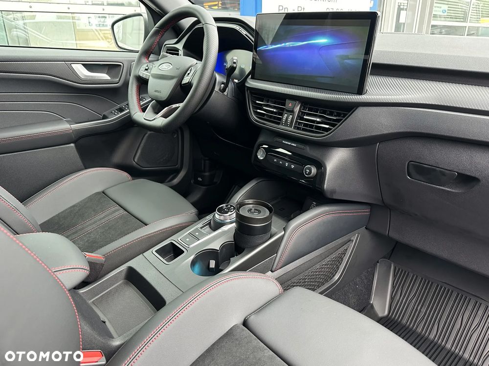 Ford Kuga 1.5 EcoBoost FWD ST-Line X - 14
