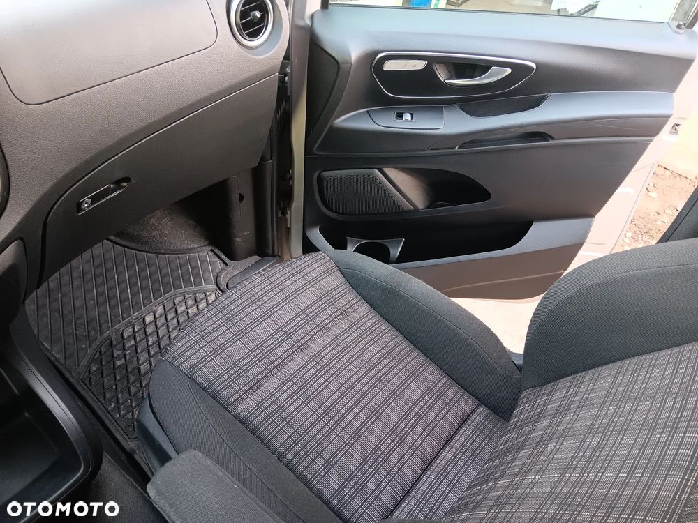 Mercedes-Benz Vito CDI Mixto 447.701 - 17