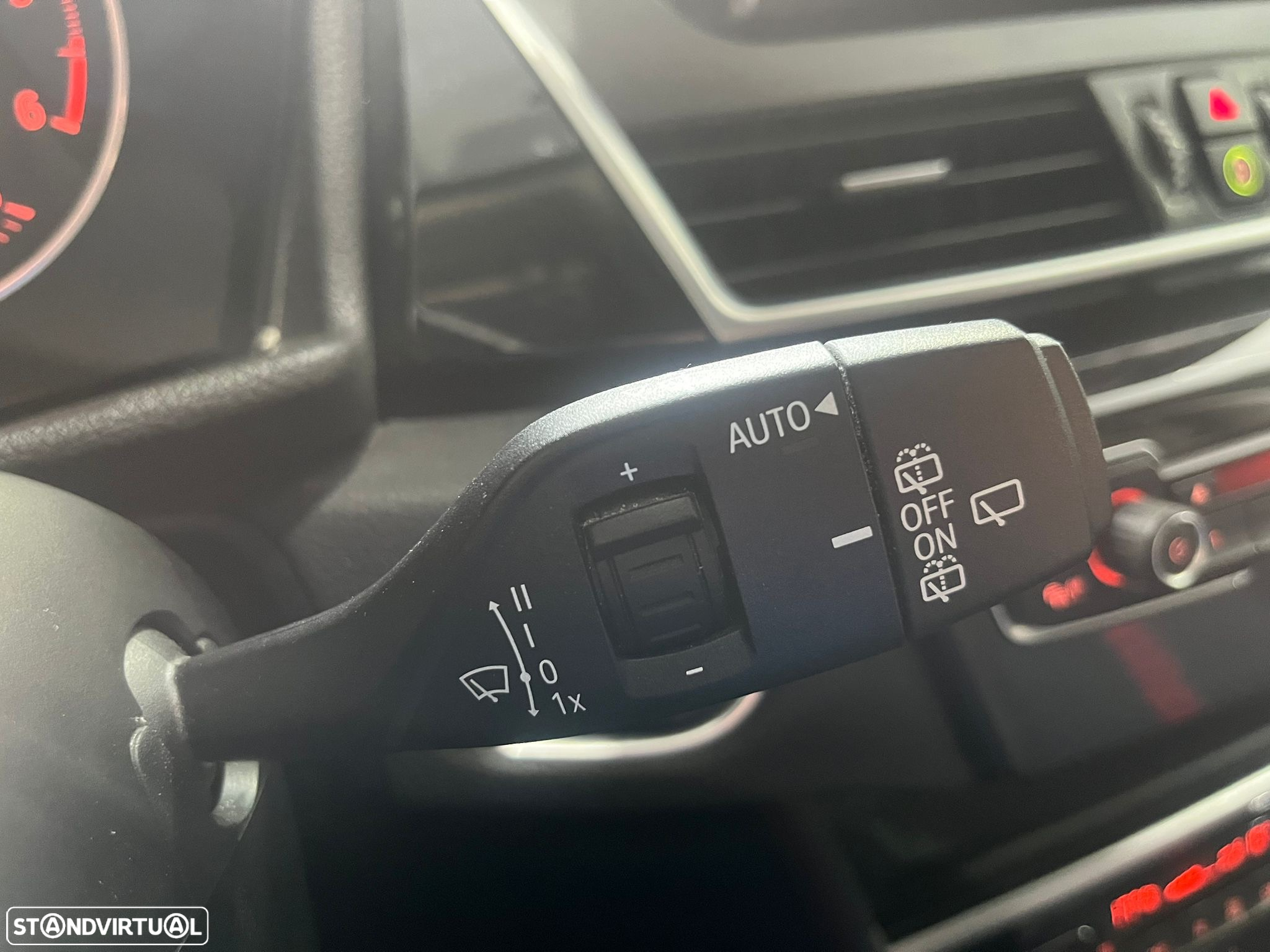 BMW 216 Active Tourer d Line Sport - 32