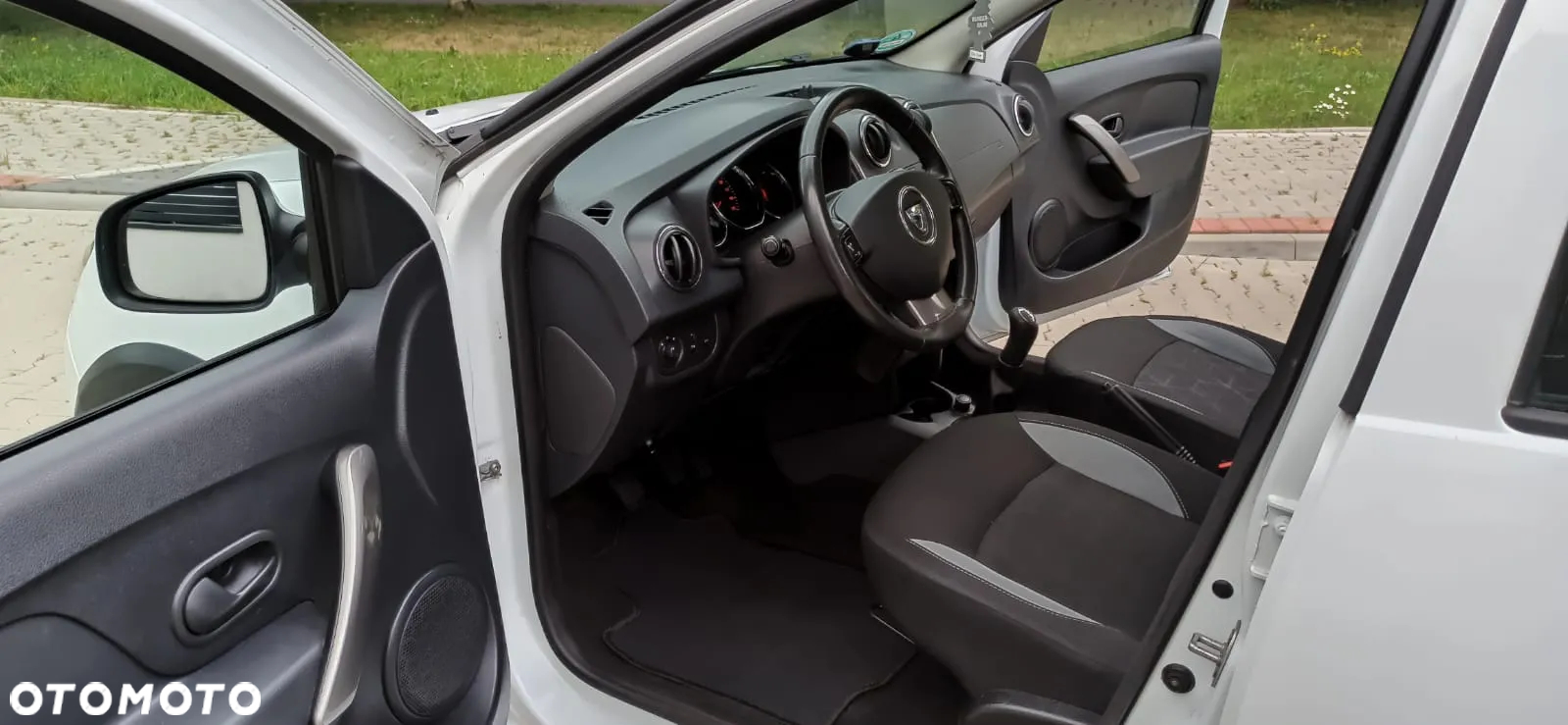Dacia Sandero Stepway dCi 90 S&S Prestige - 6