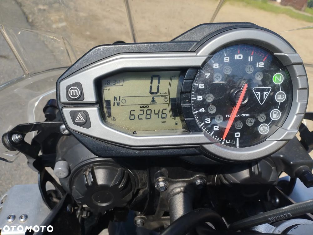 Triumph Tiger - 7