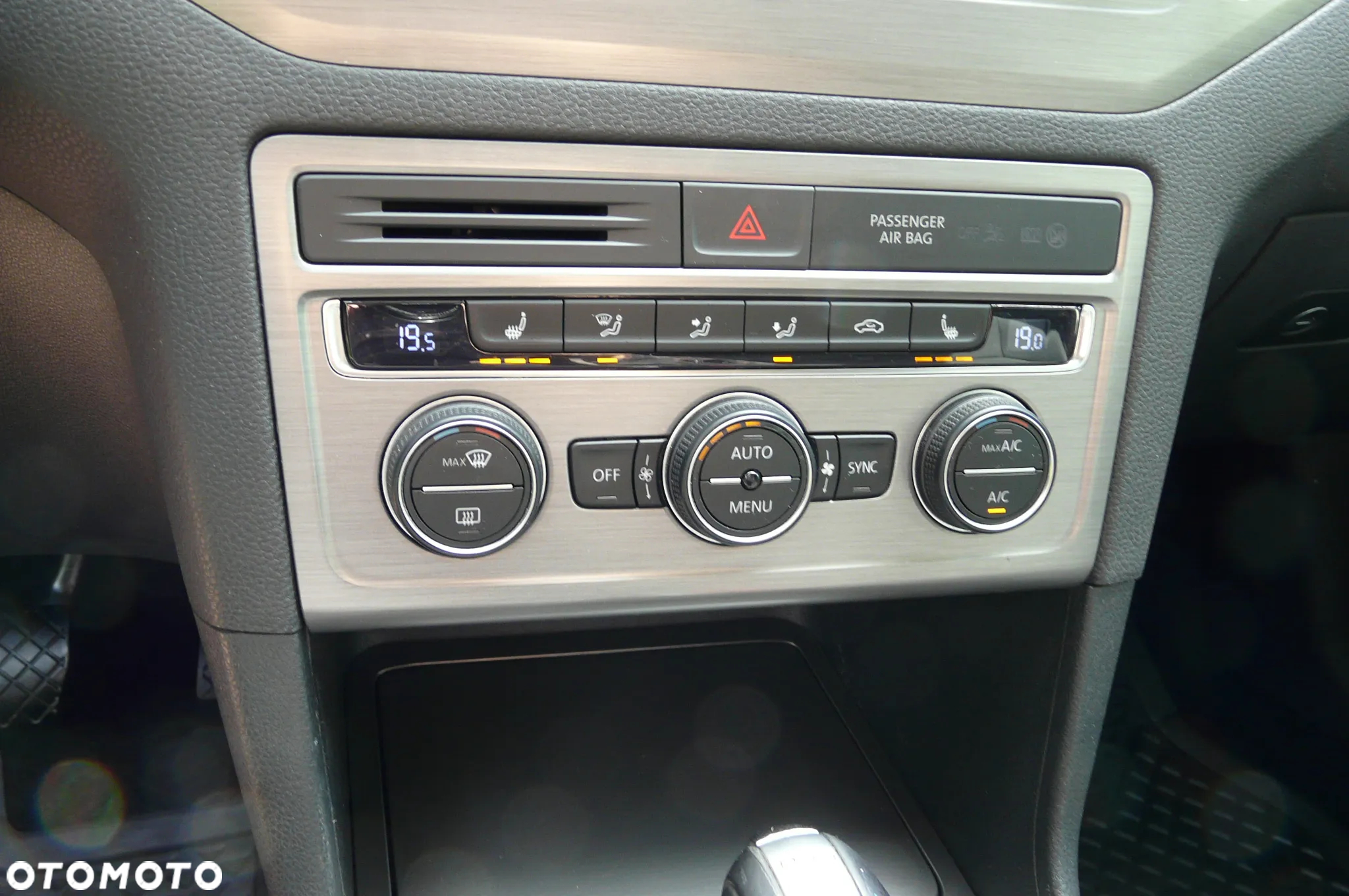 Volkswagen Golf Sportsvan 1.5 TSI ACT DSG Comfortline - 17