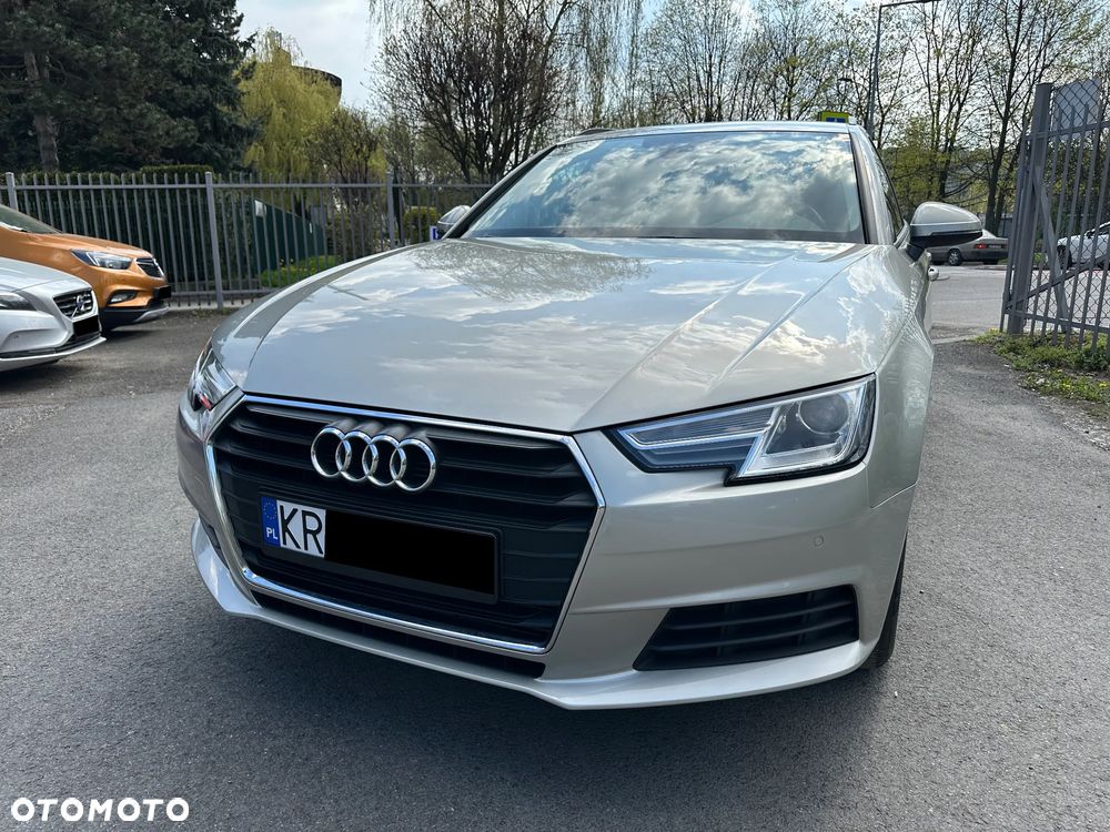 Audi A4 Avant 2.0 TFSI ultra - 1