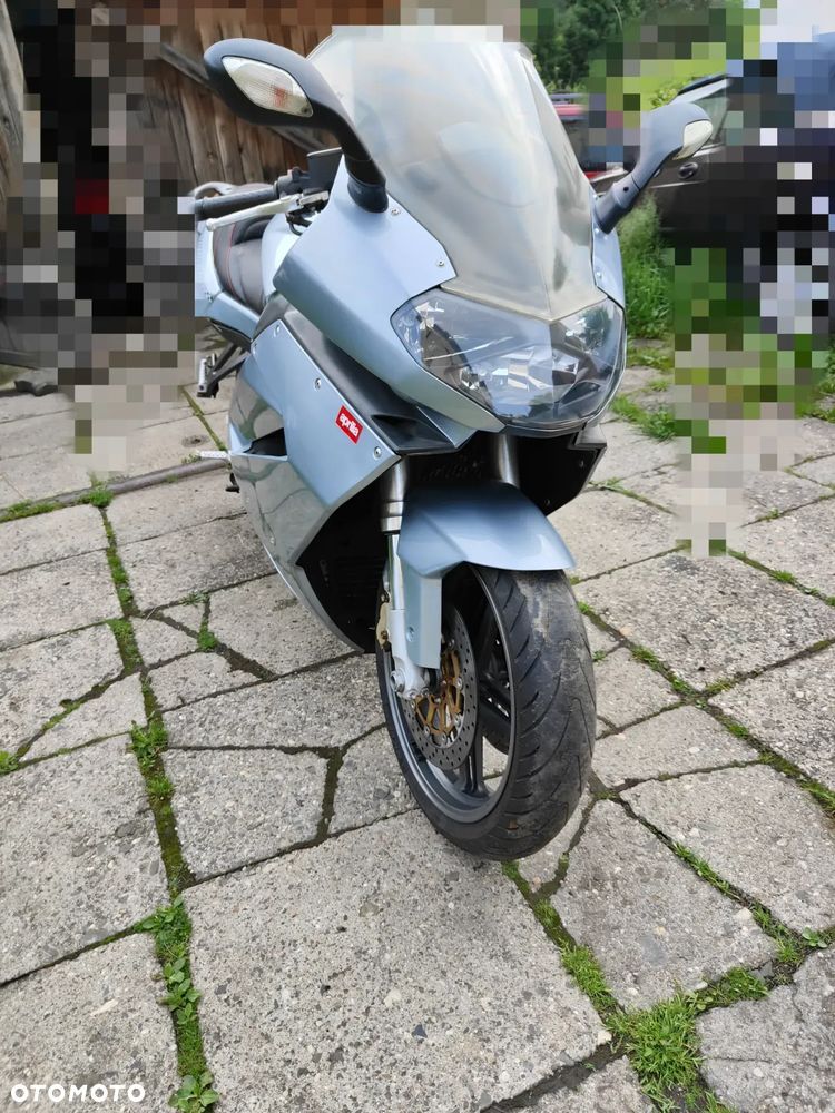 Aprilia RST - 4