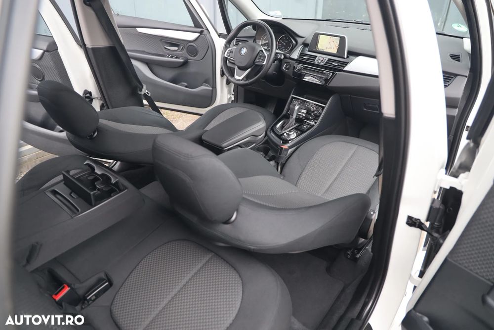 BMW Seria 2 218d Aut. - 14