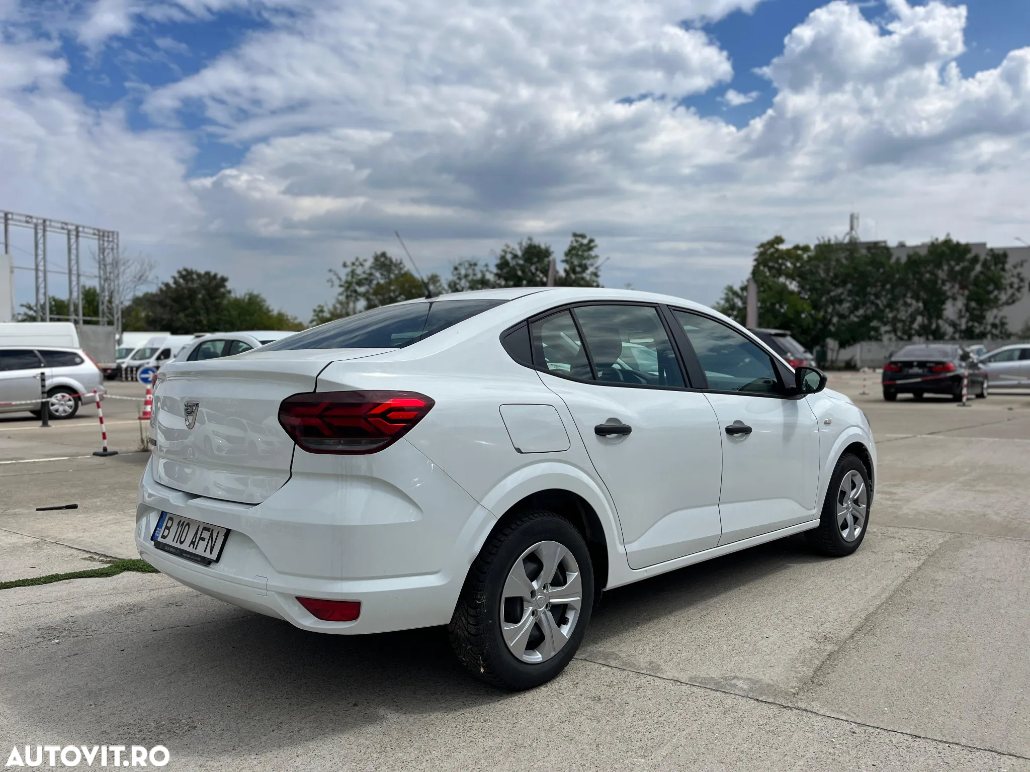 Dacia Logan - 4