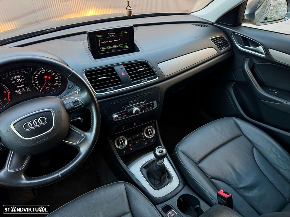 Audi Q3 2.0 TDi Business Line - 32