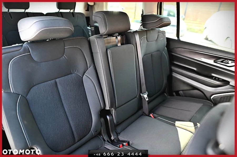 Jeep Grand Cherokee - 18