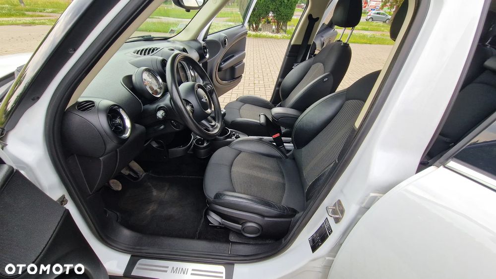 MINI Countryman One D - 9