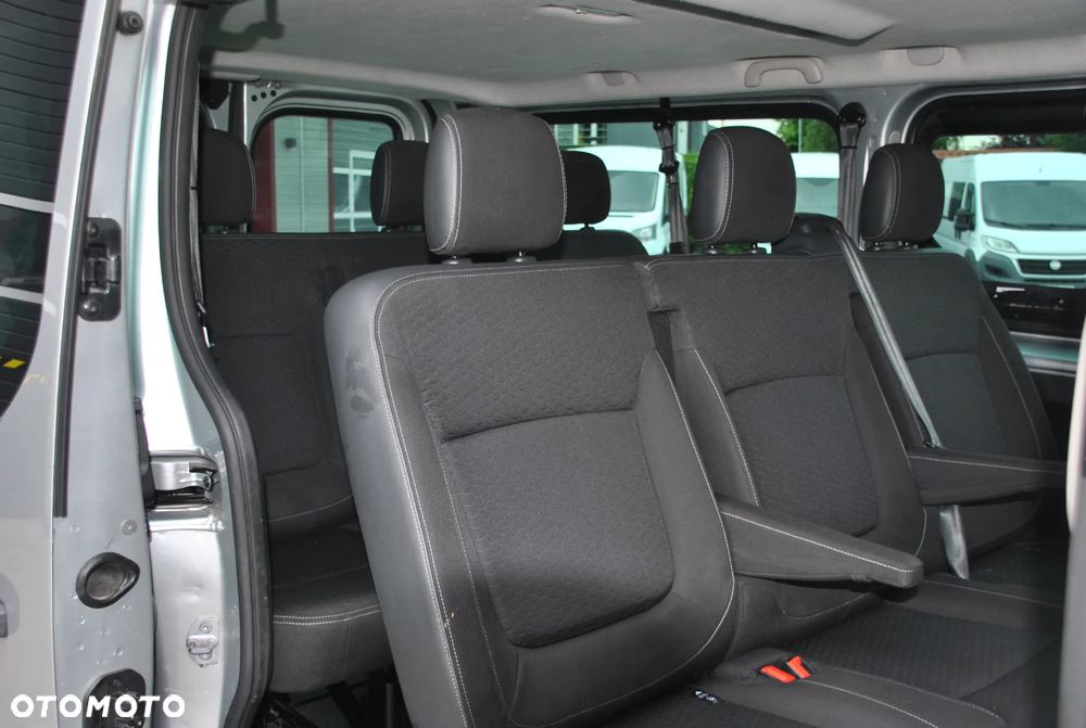 Opel Vivaro L2H1 2,9t Elegance - 21