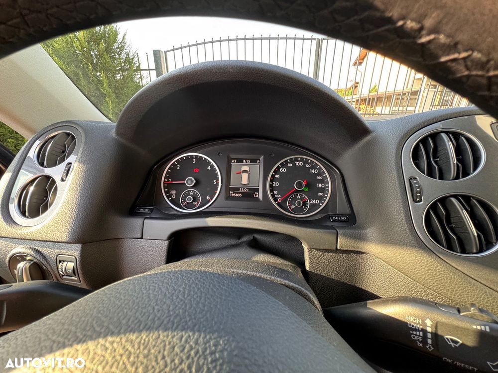 Volkswagen Tiguan 2.0 TDI 4Motion DSG Track & Field - 10