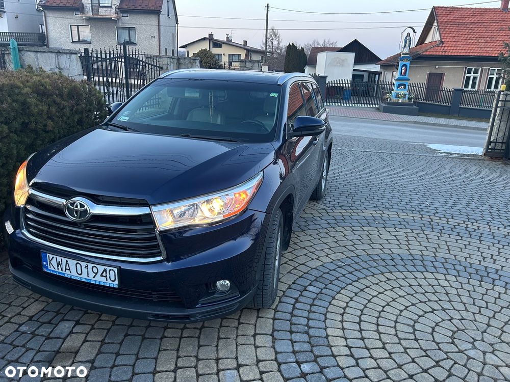 Toyota Highlander - 1