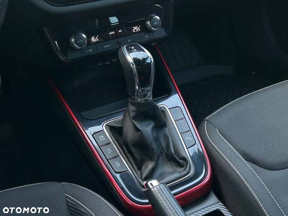 Skoda Fabia 1.5 TSI Monte Carlo DSG - 26