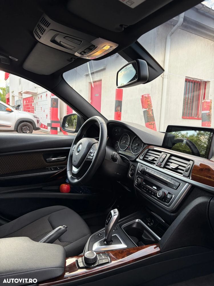 BMW Seria 3 316d Aut. Luxury Line - 13