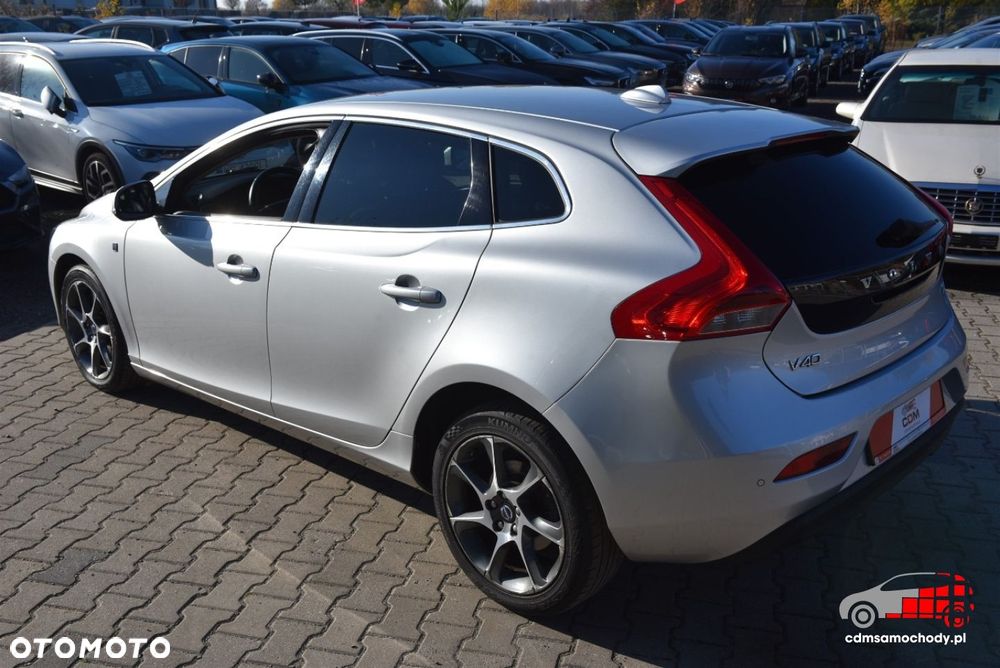 Volvo V40 - 8