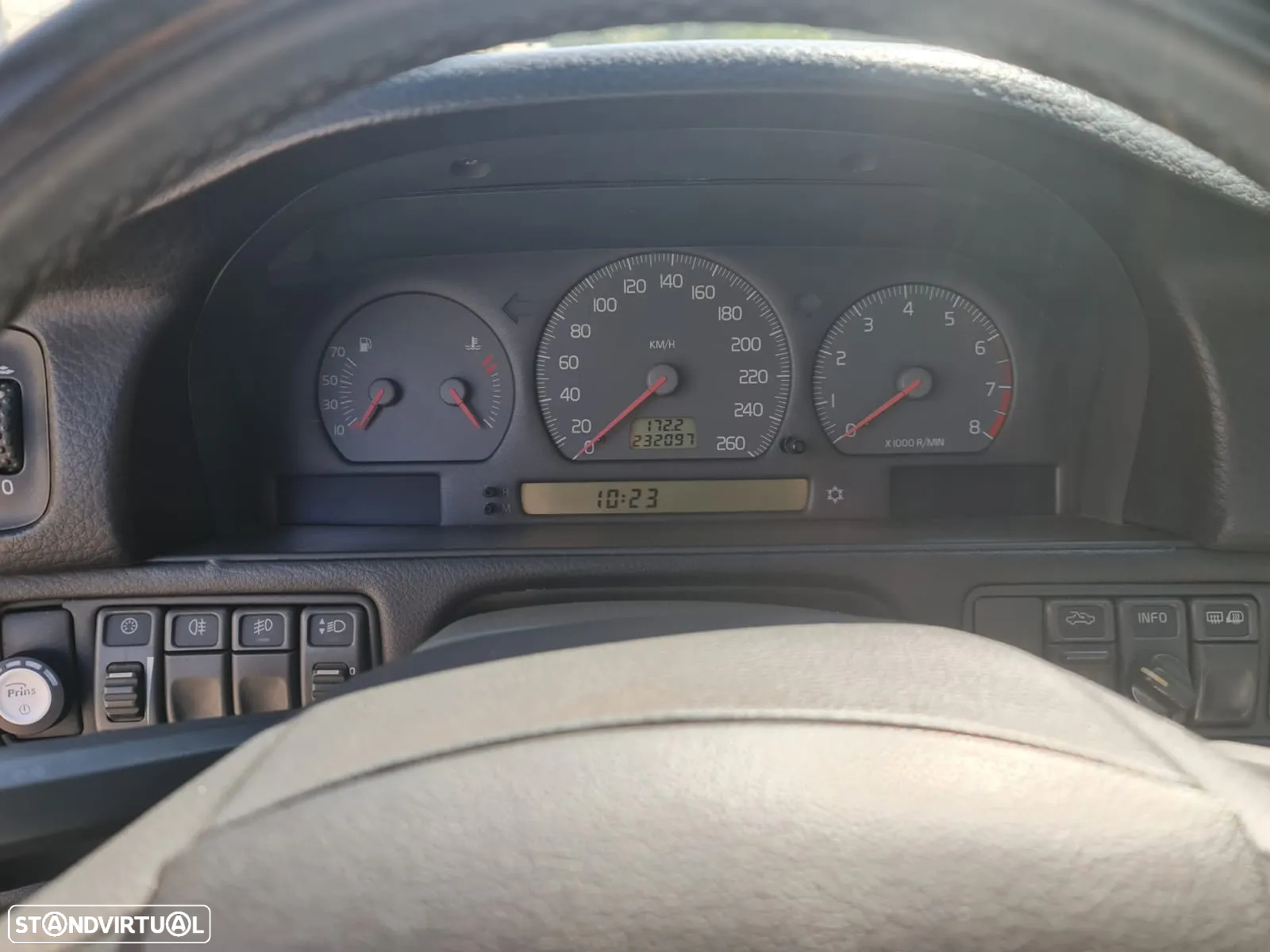 Volvo S70 T5 - 8