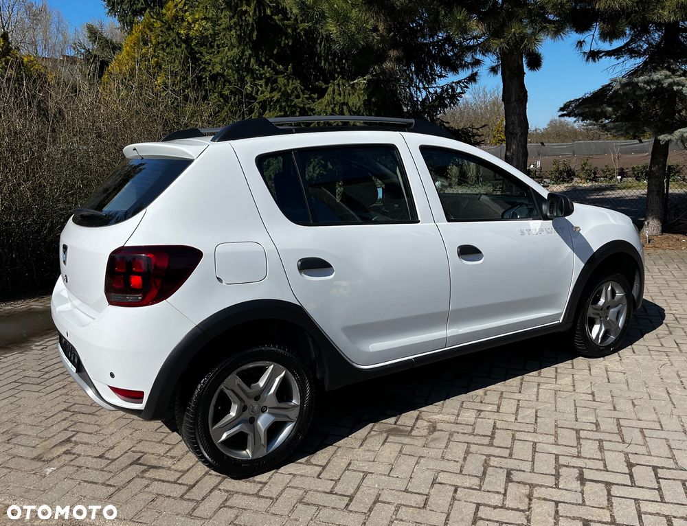 Dacia Sandero Stepway dCi 90 S&S Prestige - 4