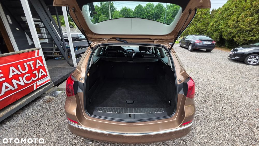 Opel Astra 1.4 T Cosmo - 10