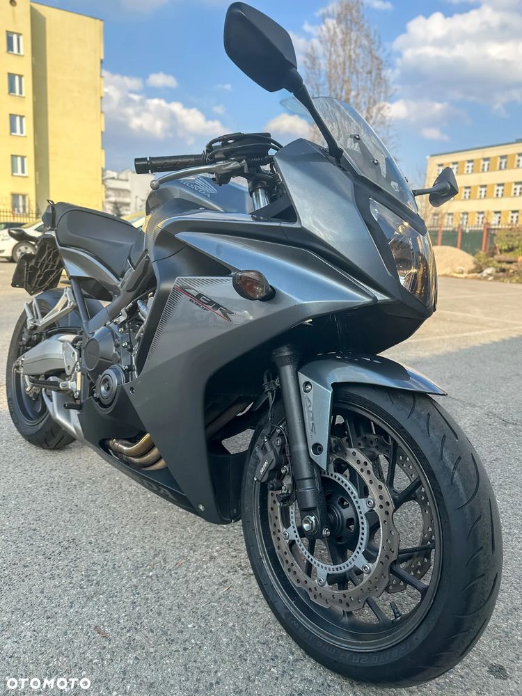 Honda CBR - 4