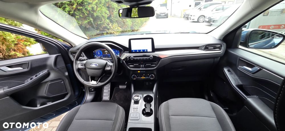 Ford Kuga - 35