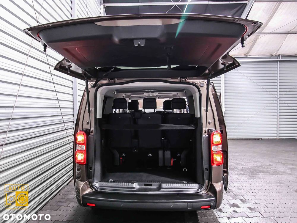 Toyota Proace Verso 2.0 D4-D Long VIP - 17