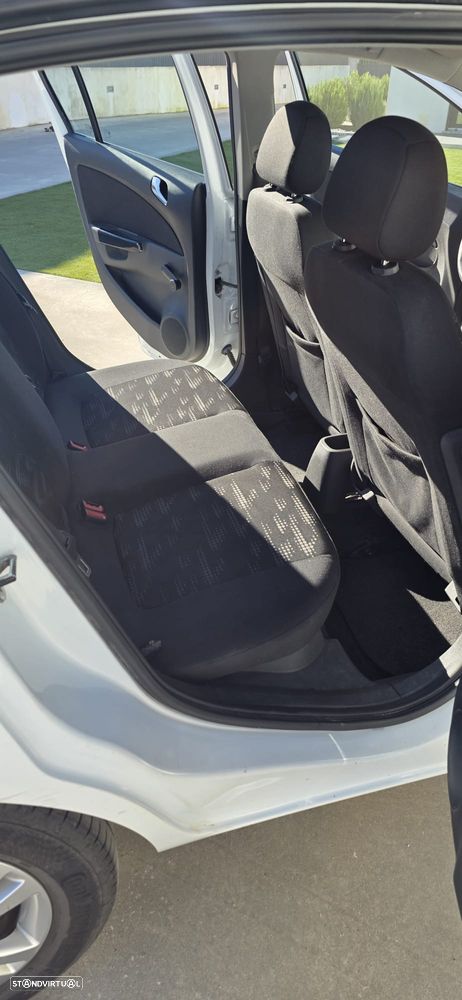 Opel Corsa 1.3 CDTi Enjoy - 19