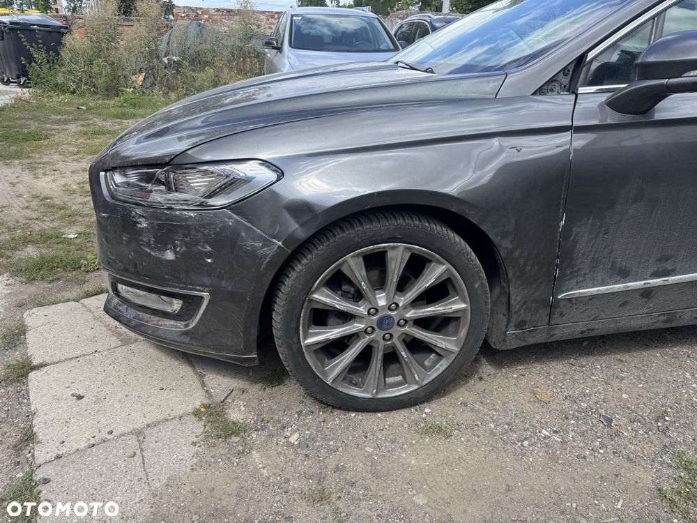Ford Mondeo - 4