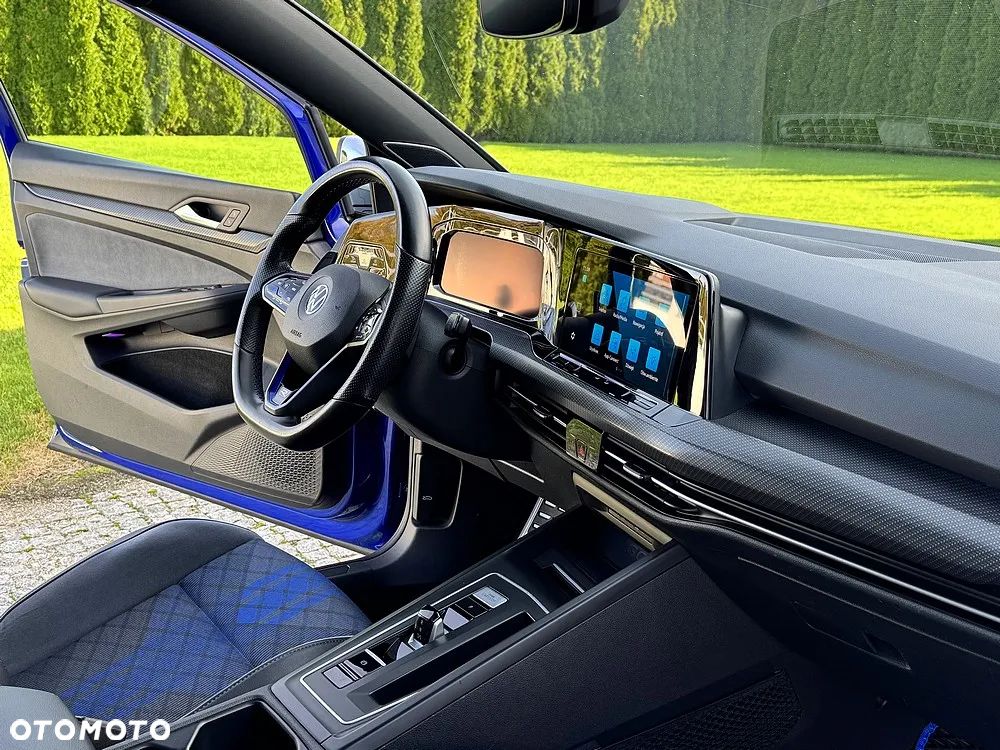 Volkswagen Golf VIII 2.0 TSI 4Motion R DSG - 37