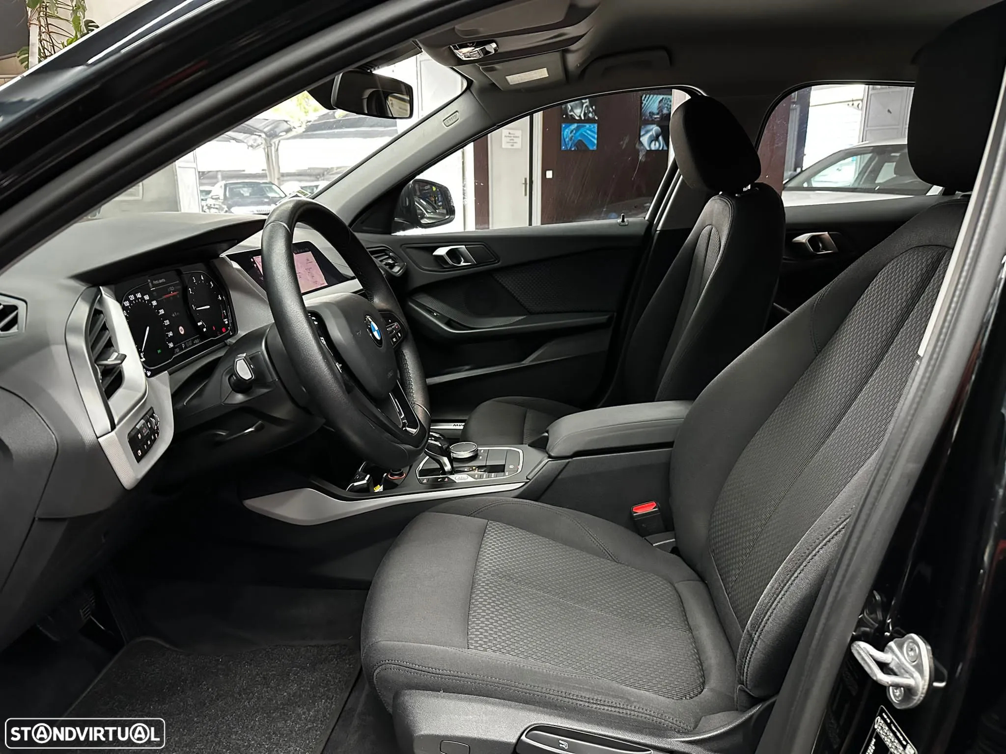 BMW 118 i Auto - 14