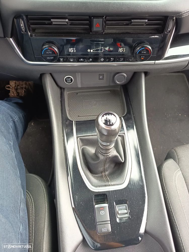 Nissan Qashqai 1.3 DIG-T N-Connecta J18 - 14