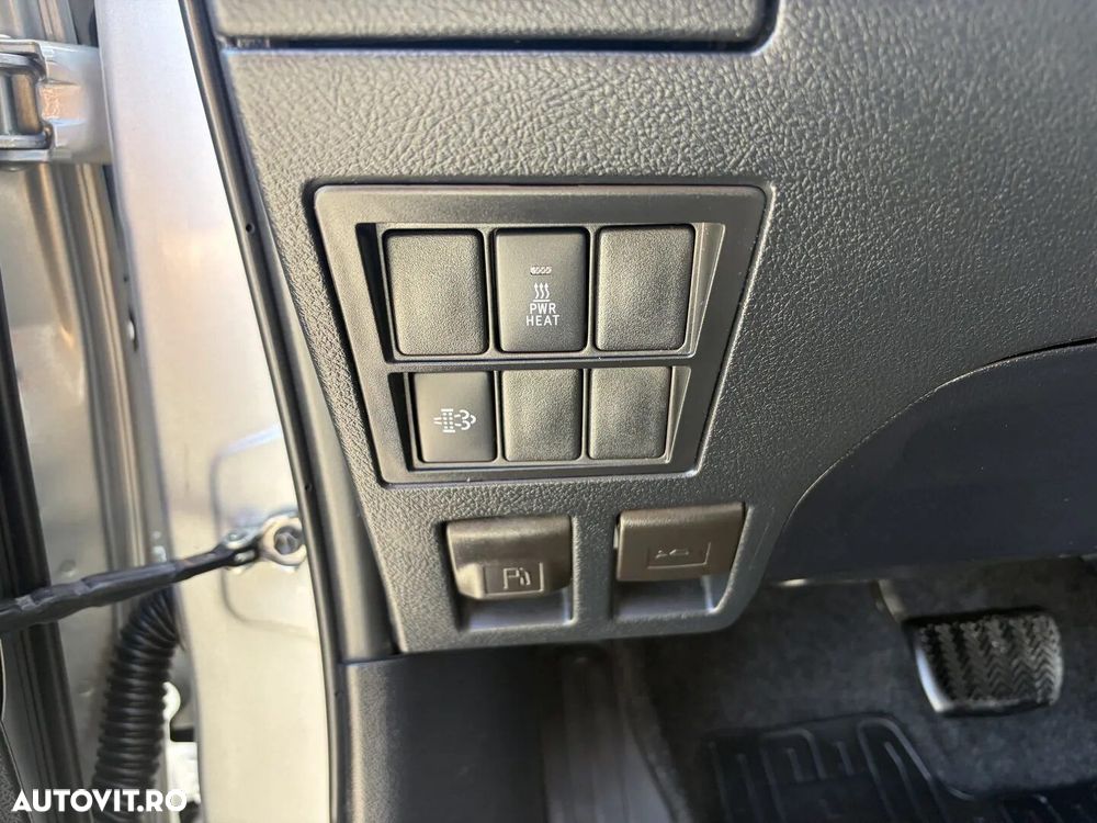 Toyota Hilux 2.4D 150CP 4x4 Double Cab AT Executive - 19
