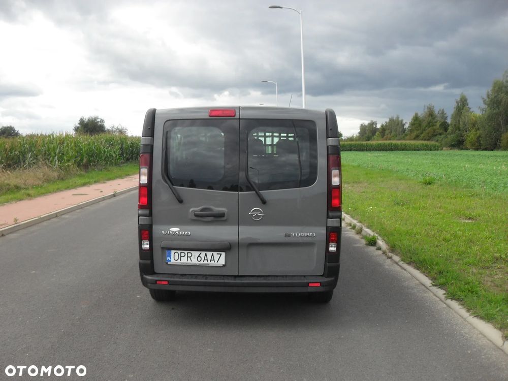 Opel Vivaro - 6