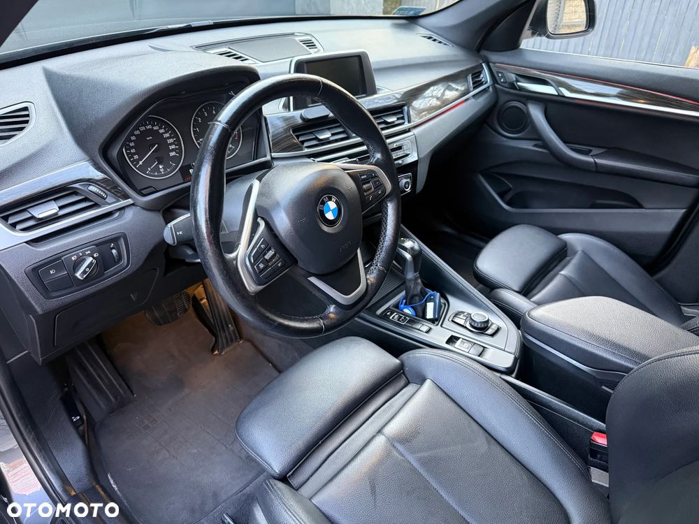 BMW X1 xDrive28i Sport Line - 6