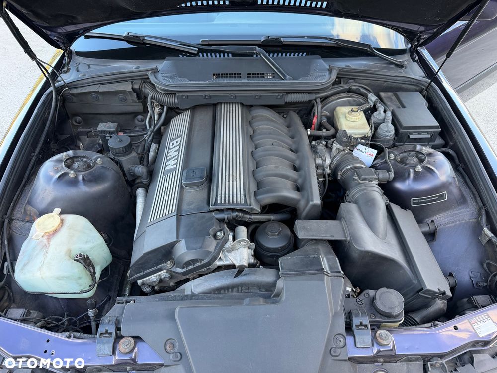 BMW Seria 3 328i - 9