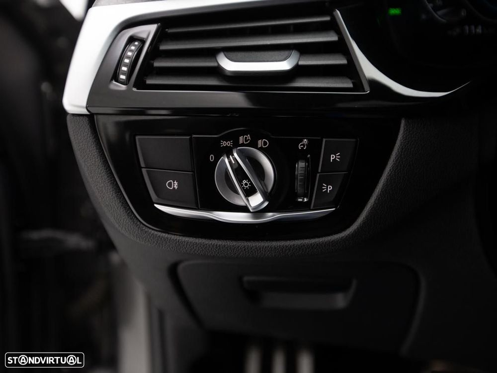 BMW 530 e xDrive Aut. Luxury Line - 19