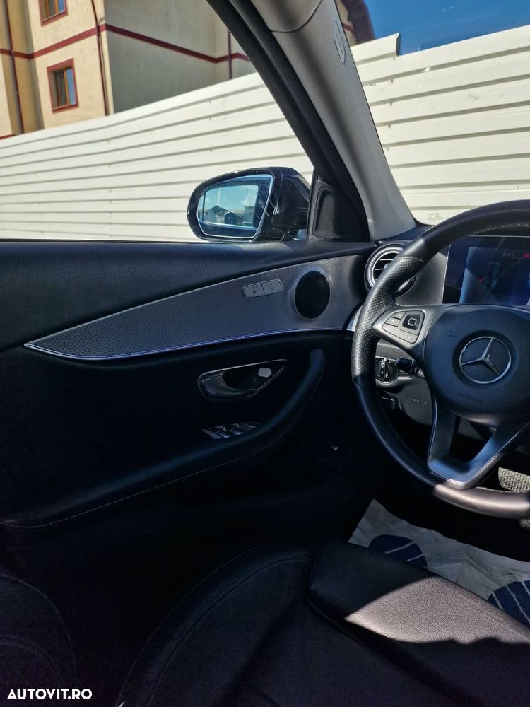 Mercedes-Benz E - 9