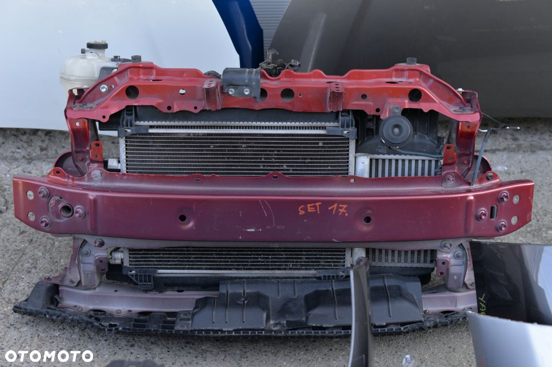 MASKA ZDERZAK BŁOTNIK LAMPA TOYOTA YARIS 3 III 14- - 13