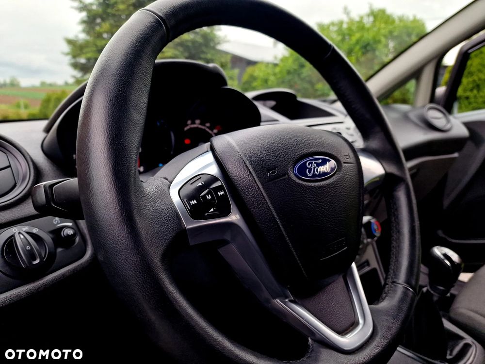 Ford Fiesta 1.5 TDCi Titanium - 15