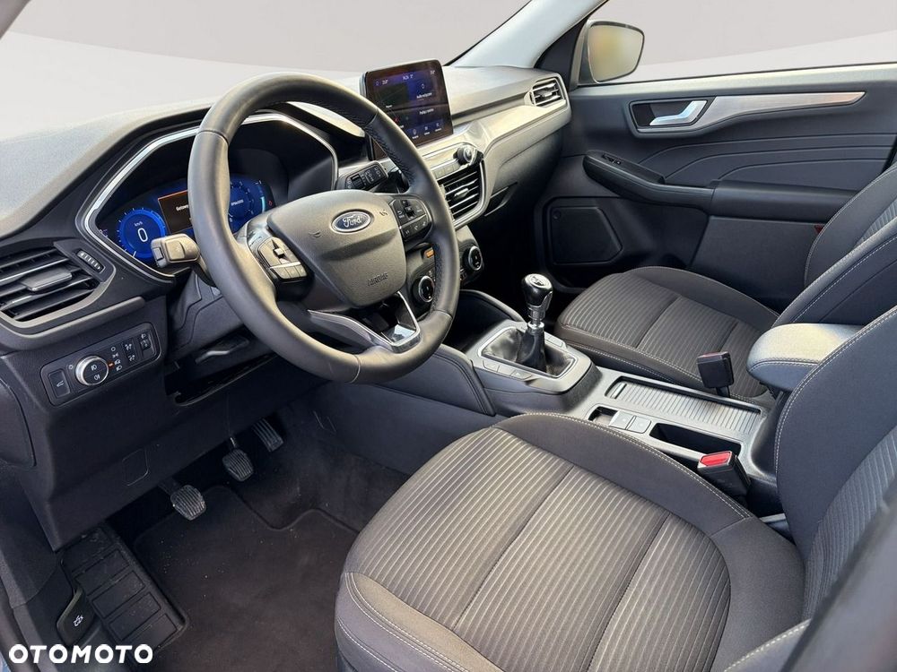 Ford Kuga - 8