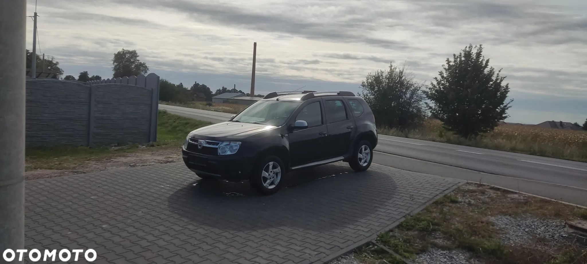 Dacia Duster 1.6 16V 4x2 Laureate - 1