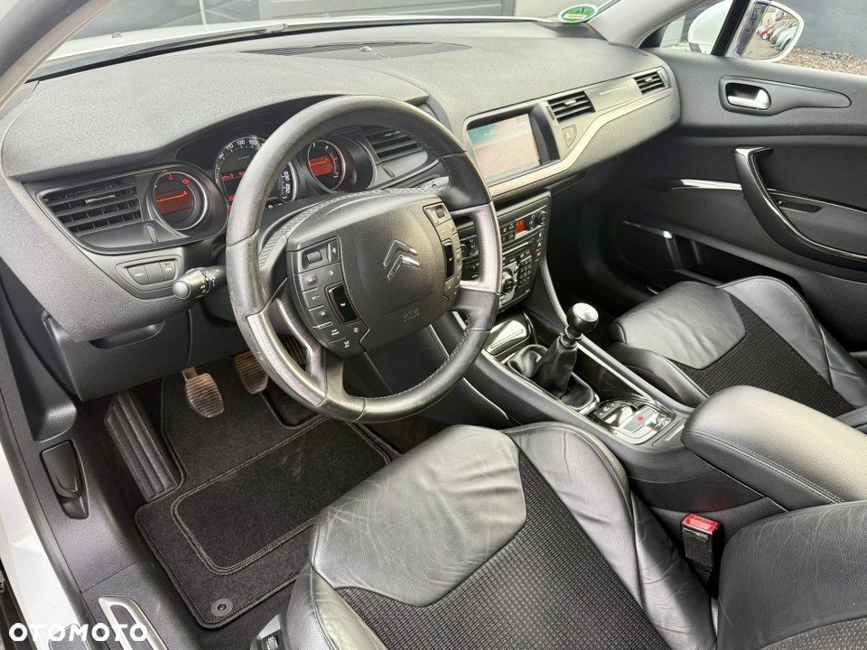 Citroën C5 HDi 140 FAP Exclusive - 16