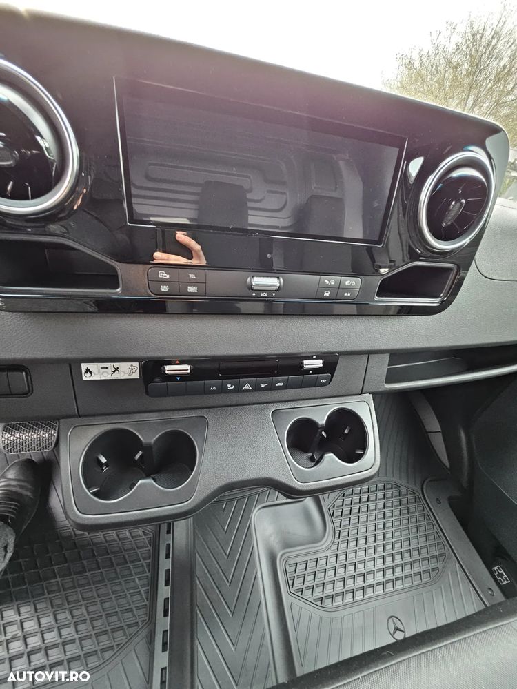 Mercedes-Benz Sprinter 319 CDI furgon extra-lung PRO - 17